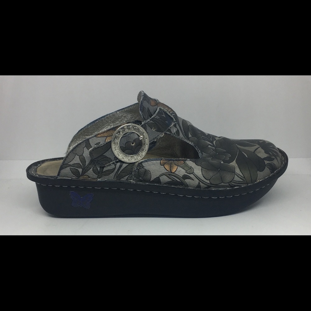 Alegria Womens 37 US 7-7.5 Gray Flowers Clogs